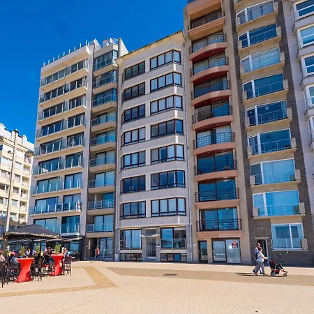 Penthouse In Belgium With Sea Views, Cleaning Included * Middelkerke